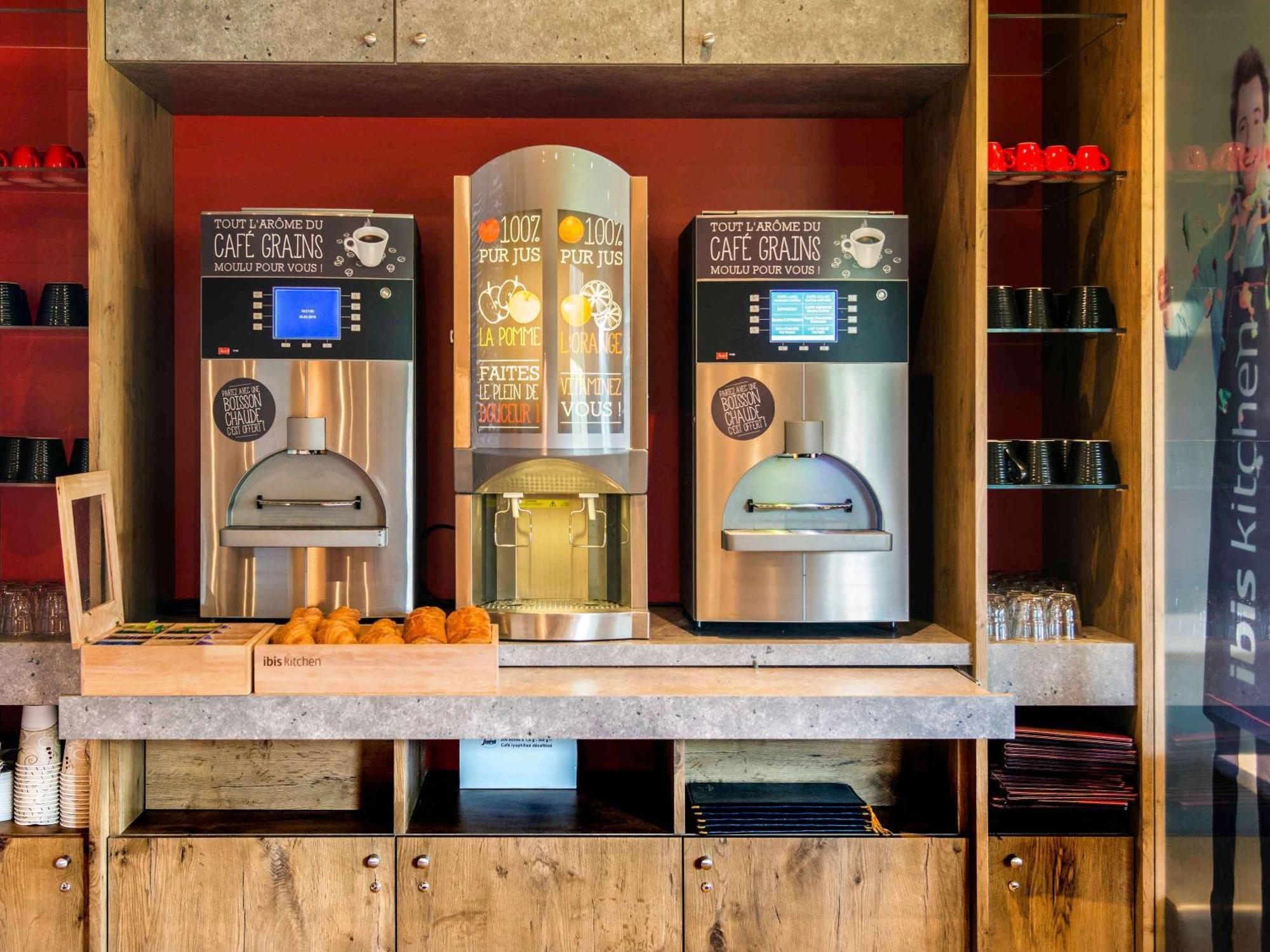 Hotel Ibis Avranches Baie Du Mont-Saint-Michel Zewnętrze zdjęcie